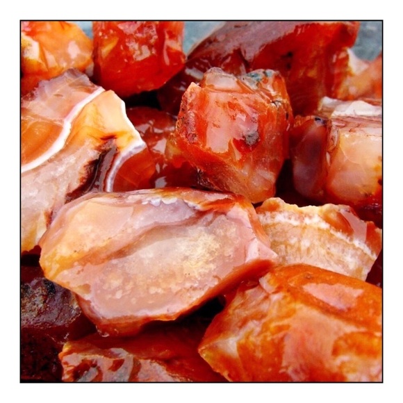 New Carnelian Healing Divination Dowsing Pendulum - Picture 2 of 2